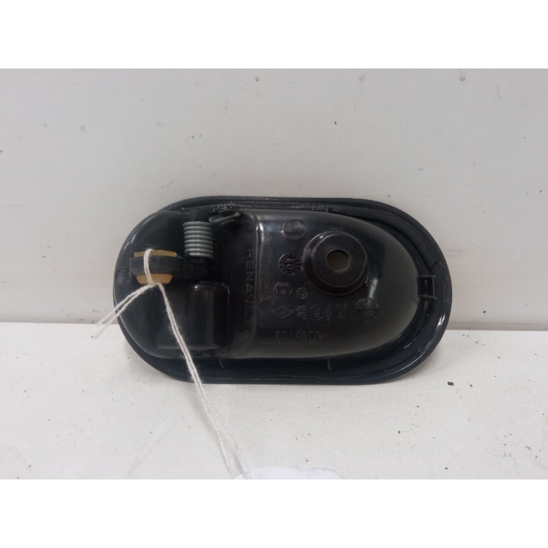 Recambio de maneta interior puerta delantera derecha para dacia sandero (bs_) 1.5 dci referencia OEM IAM 82000733847  