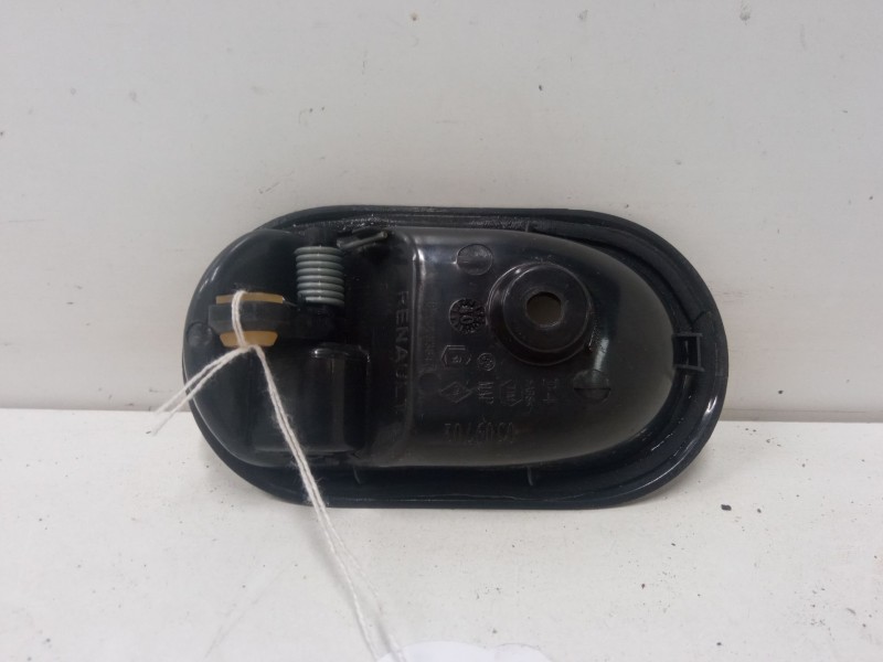 Recambio de maneta interior puerta delantera derecha para dacia sandero (bs_) 1.5 dci referencia OEM IAM 82000733847  