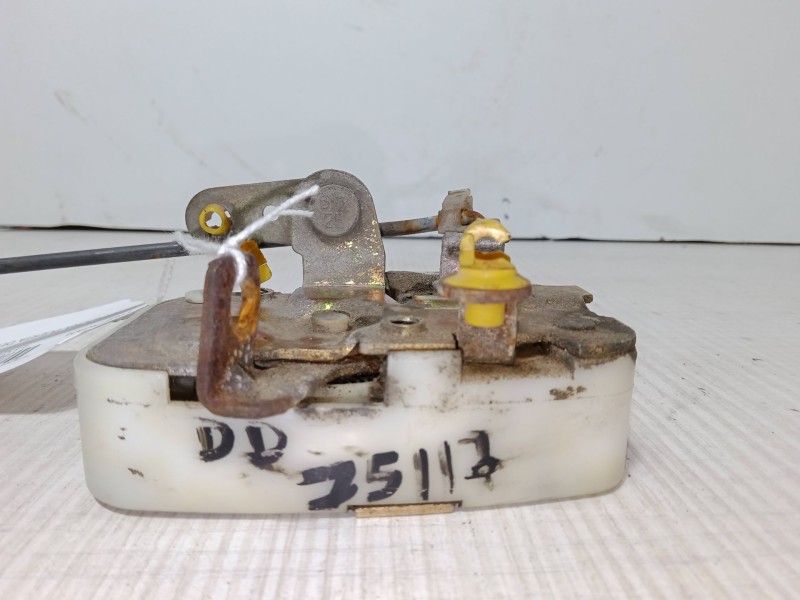 Recambio de cerradura puerta delantera derecha para nissan vanette furgoneta (c120) 2.0 d referencia OEM IAM   