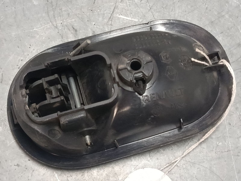 Recambio de maneta interior puerta delantera derecha para renault twingo ii (cn0_) 1.2 16v (cn04, cn0a, cn0b) referencia OEM IAM