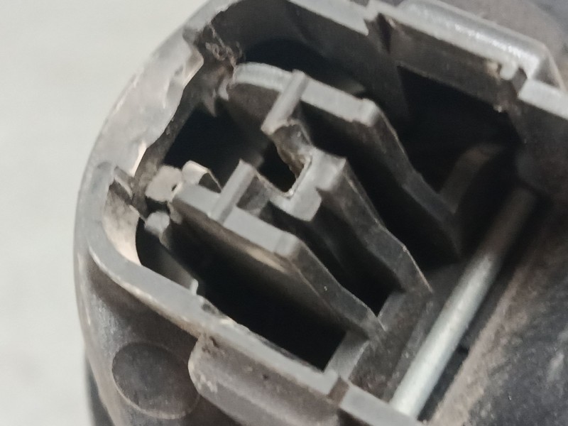 Recambio de maneta interior puerta delantera derecha para renault twingo ii (cn0_) 1.2 16v (cn04, cn0a, cn0b) referencia OEM IAM