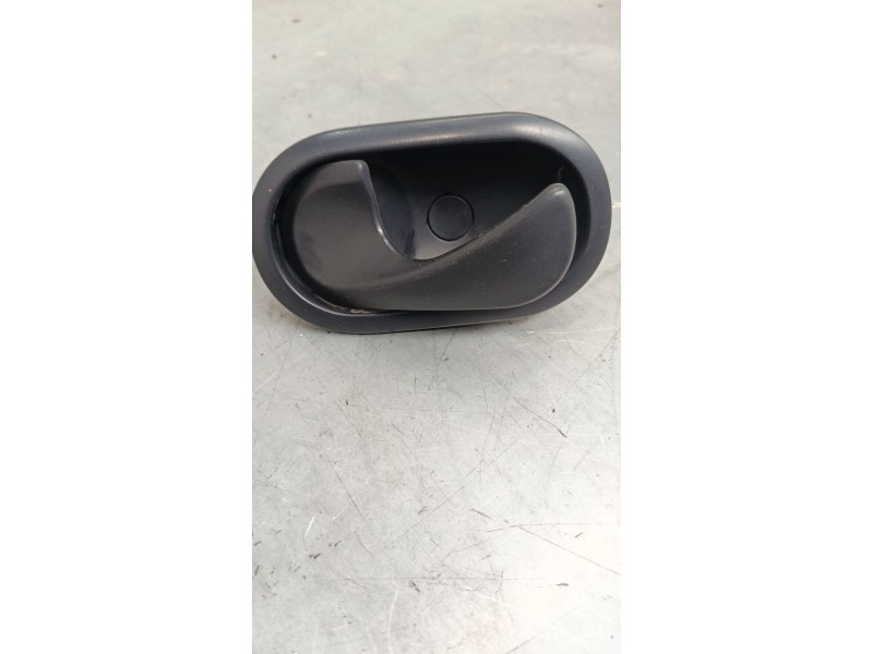 Recambio de maneta interior puerta delantera izquierda para renault twingo ii (cn0_) 1.2 16v (cn04, cn0a, cn0b) referencia OEM I
