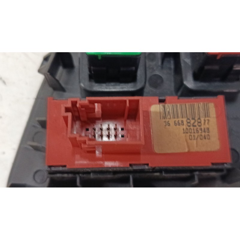 Recambio de interruptor multiple tablero para citroën c4 ii (nc_) 1.6 hdi 110 referencia OEM IAM 9666882877  