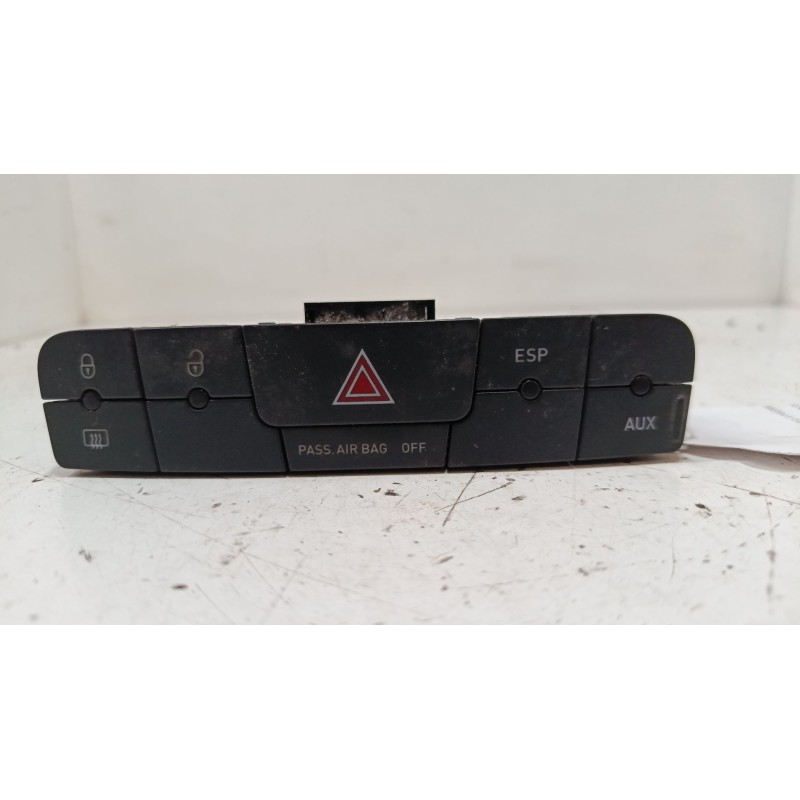 Recambio de interruptor multiple tablero para seat ibiza iv (6j5, 6p1) 1.6 tdi referencia OEM IAM 6J0927137AF  
