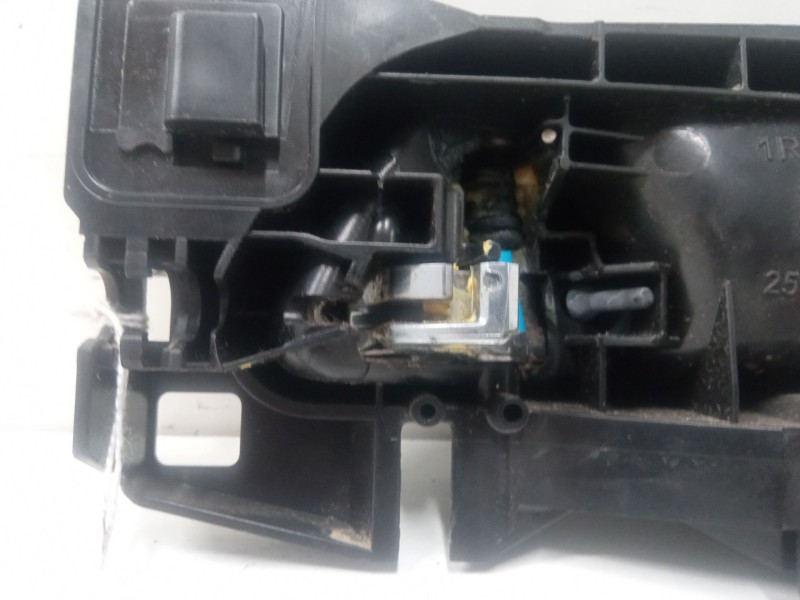 Recambio de maneta interior puerta delantera derecha para opel crossland x / crossland (p17, p2qo) 1.2 (75) referencia OEM IAM  