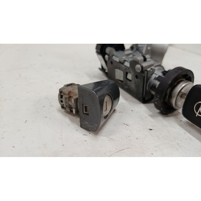 Recambio de kit bombines para opel corsa e (x15) 1.4 (08, 68) referencia OEM IAM   