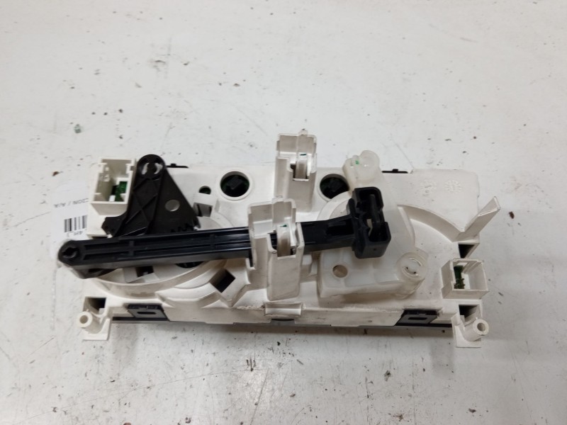 Recambio de mando calefaccion / a/a para peugeot 308 sw i (4e_, 4h_) 1.6 hdi referencia OEM IAM   