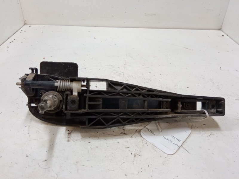 Recambio de maneta exterior puerta delantera izquierda para citroën c3 i (fc_, fn_) 1.4 i referencia OEM IAM   