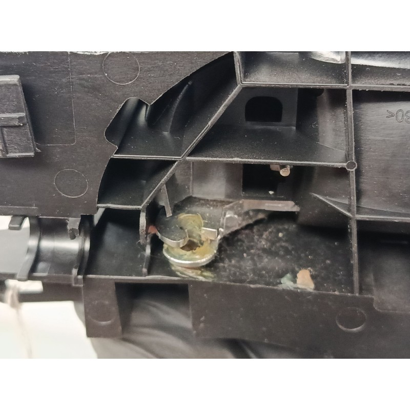 Recambio de maneta interior puerta delantera derecha para citroën c4 picasso ii 1.6 hdi 90 referencia OEM IAM 9800099680  