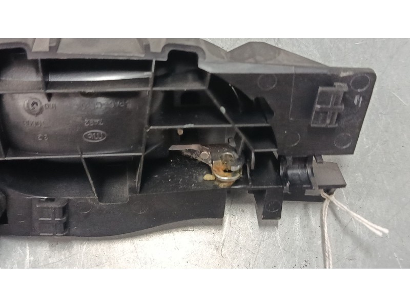 Recambio de maneta interior puerta delantera izquierda para citroën c4 picasso ii 1.6 hdi 90 referencia OEM IAM 9800099780  