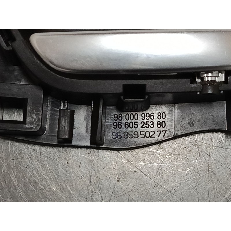Recambio de maneta interior puerta trasera derecha para citroën c4 picasso ii 1.6 hdi 90 referencia OEM IAM 9800099680  