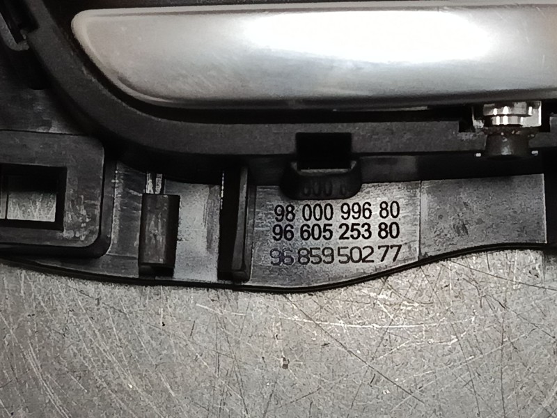 Recambio de maneta interior puerta trasera derecha para citroën c4 picasso ii 1.6 hdi 90 referencia OEM IAM 9800099680  