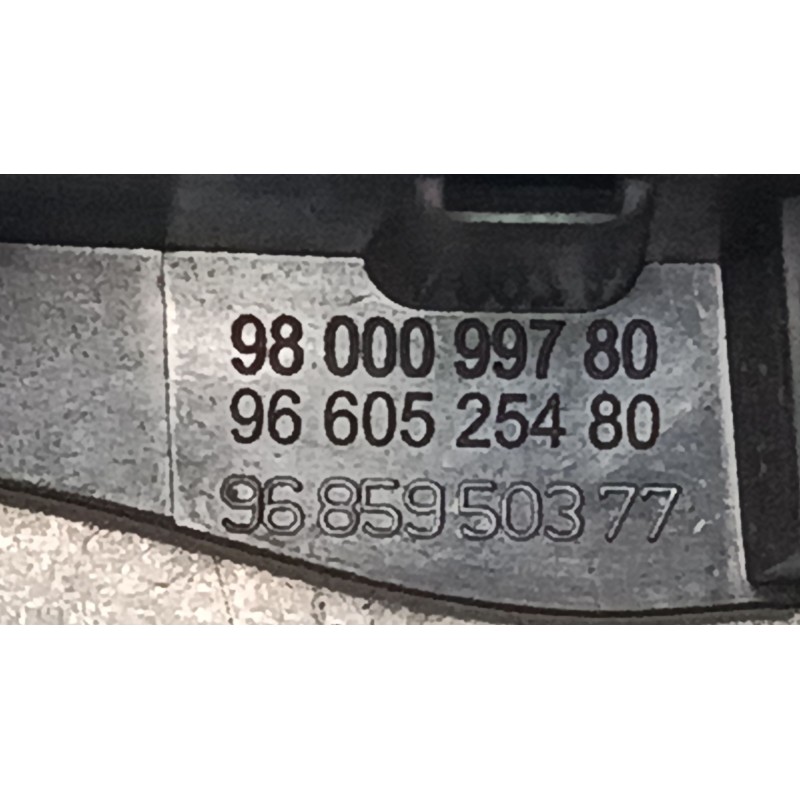 Recambio de maneta interior puerta trasera izquierda para citroën c4 picasso ii 1.6 hdi 90 referencia OEM IAM 9800099780  
