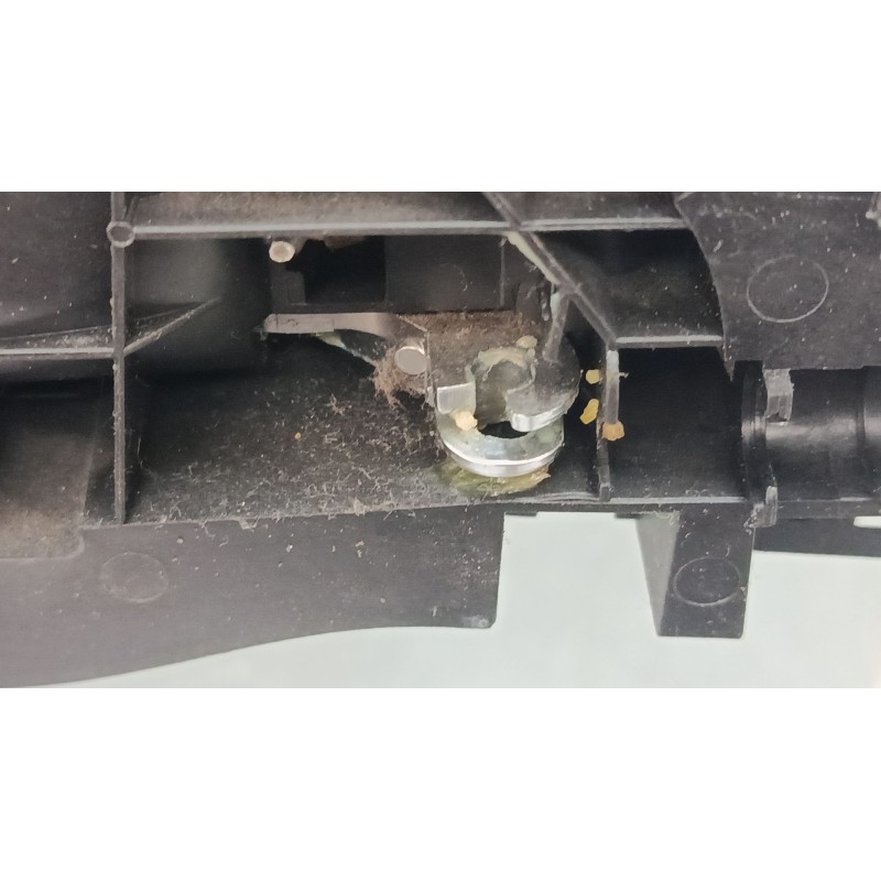 Recambio de maneta interior puerta trasera izquierda para citroën c4 picasso ii 1.6 hdi 90 referencia OEM IAM 9800099780  