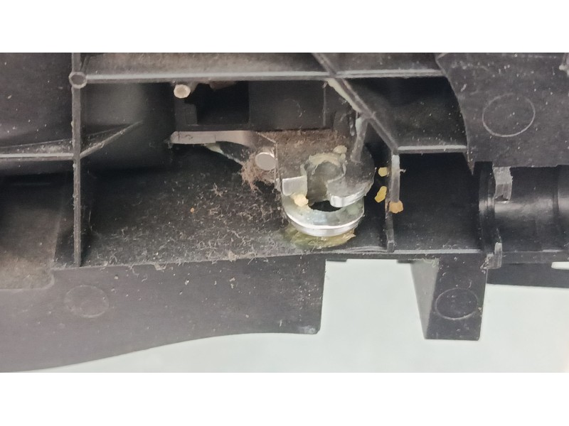 Recambio de maneta interior puerta trasera izquierda para citroën c4 picasso ii 1.6 hdi 90 referencia OEM IAM 9800099780  