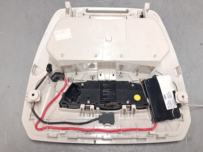 Recambio de luz interior delantera para ford kuga ii (dm2) 1.5 ecoboost 4x4 referencia OEM IAM AV6N15K607AH  