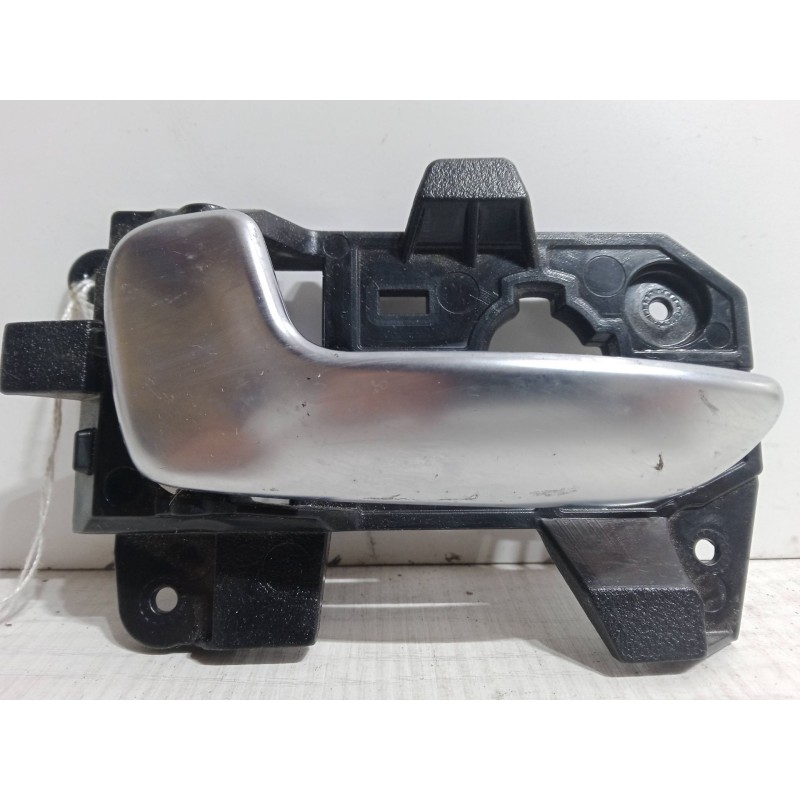 Recambio de maneta interior puerta delantera izquierda para kia carens iv 1.6 gdi referencia OEM IAM 82613-RP000  