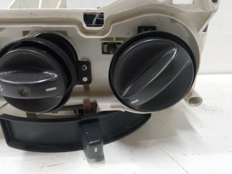 Recambio de mando calefaccion / a/a para fiat punto (188_) 1.2 60 (188.030, .050, .130, .150, .230, .250) referencia OEM IAM   
