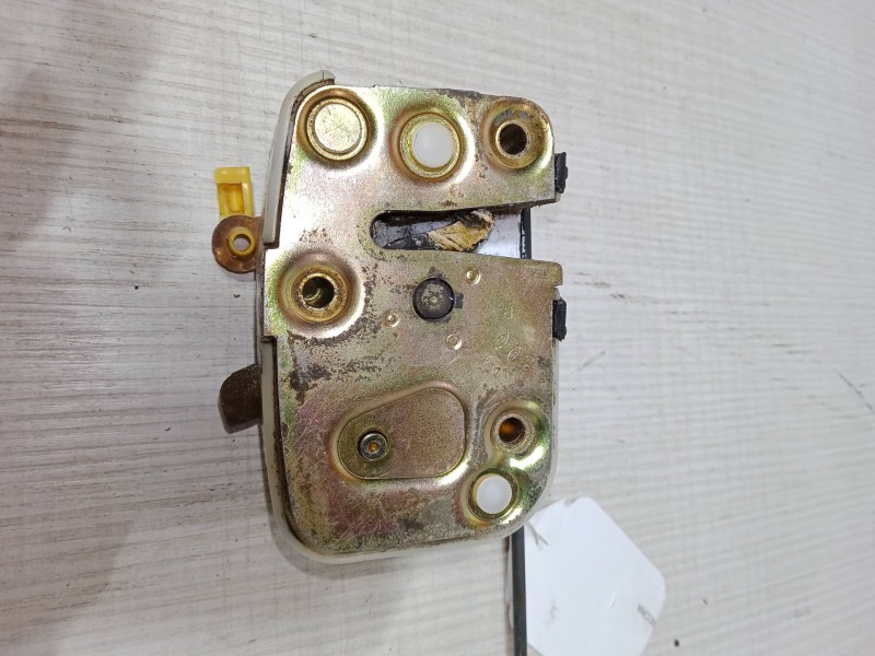 Recambio de cerradura puerta delantera derecha para nissan vanette furgoneta (c120) 2.0 d referencia OEM IAM   