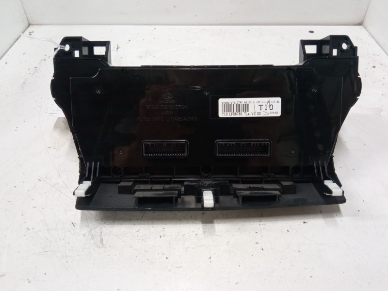 Recambio de mando climatizador para hyundai tucson (tl, tle) 1.7 crdi referencia OEM IAM   