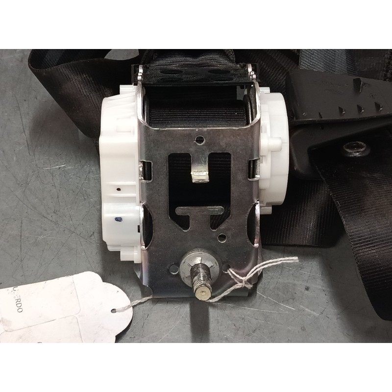 Recambio de cinturon seguridad trasero izquierdo para ford kuga ii (dm2) 1.5 ecoboost 4x4 referencia OEM IAM CV44611B69AH3JA6  