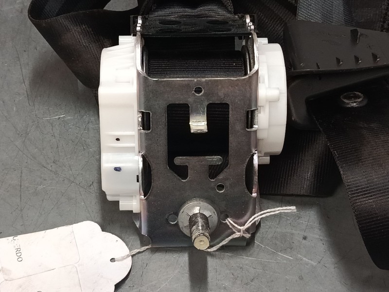 Recambio de cinturon seguridad trasero izquierdo para ford kuga ii (dm2) 1.5 ecoboost 4x4 referencia OEM IAM CV44611B69AH3JA6  