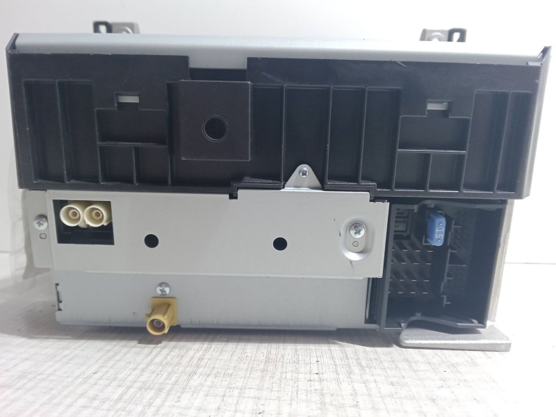 Recambio de radio cd para mercedes-benz clase b sports tourer (w245) b 160 (245.231) referencia OEM IAM A1699002000  