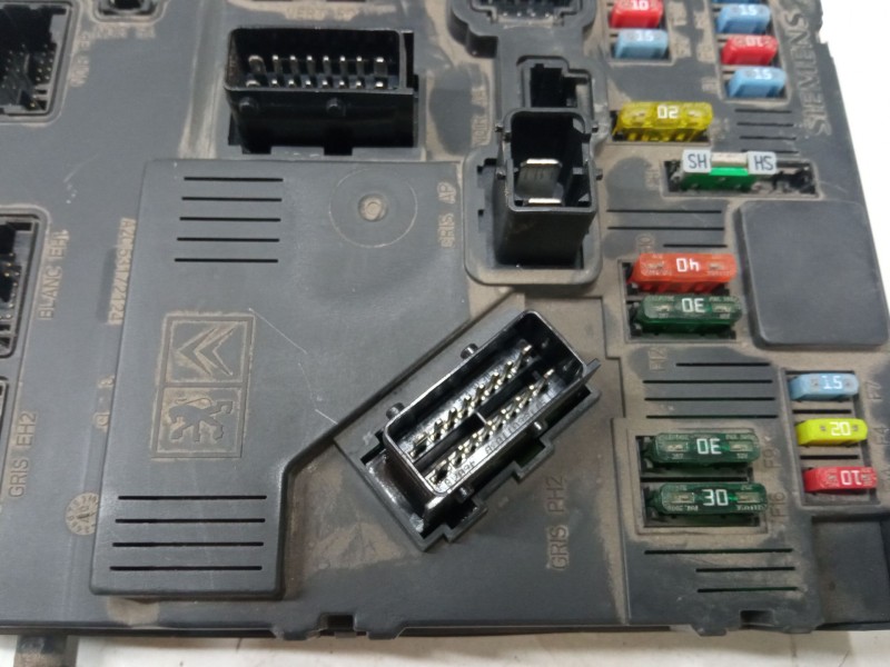 Recambio de bsi para peugeot partner monospace (5_, g_) 1.6 hdi 90 referencia OEM IAM 9657999680  