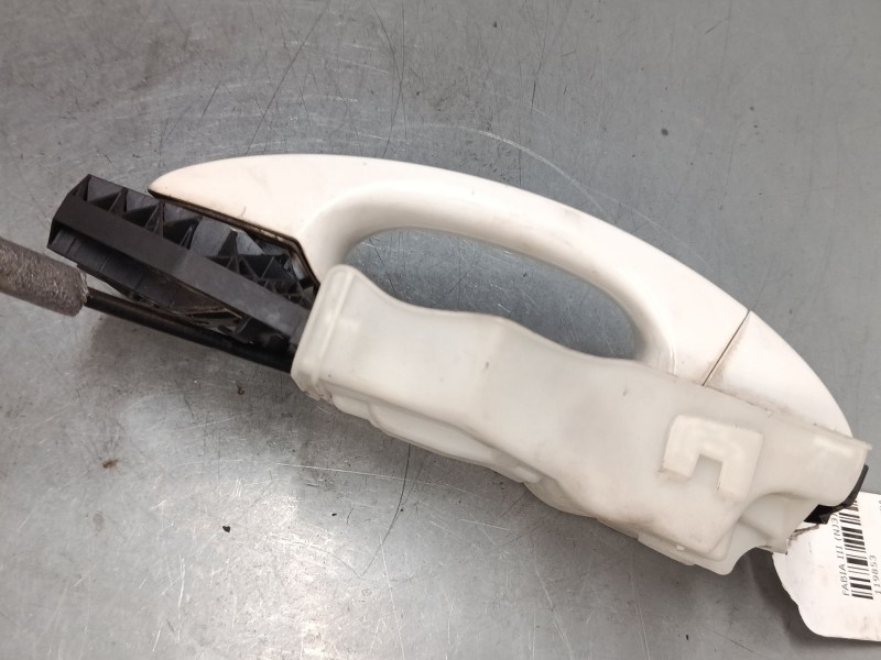 Recambio de maneta exterior puerta trasera izquierda para skoda fabia iii (nj3) 1.0 referencia OEM IAM   