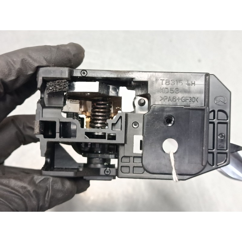 Recambio de maneta interior puerta delantera izquierda para mazda cx-5 (ke, gh) 2.2 d (ke2fw) referencia OEM IAM   