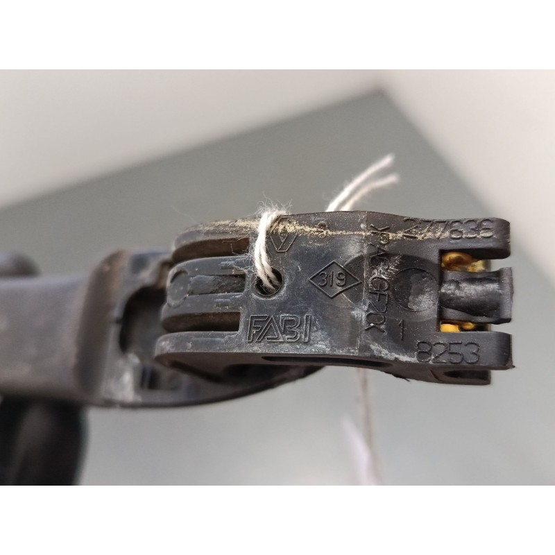 Recambio de maneta exterior puerta trasera derecha para renault clio iii (br0/1, cr0/1) 1.5 dci (c/br0g, c/br1g) referencia OEM 