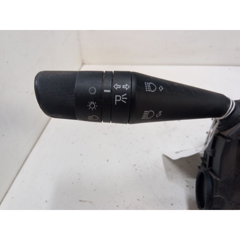 Recambio de mando luces para fiat qubo (225_) 1.3 d multijet (225cxb1a, 225axb1a, 225cxb11, 225axb11,... referencia OEM IAM 0735