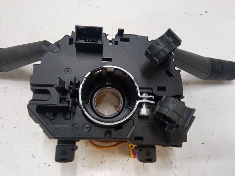 Recambio de mando luces para fiat qubo (225_) 1.3 d multijet (225cxb1a, 225axb1a, 225cxb11, 225axb11,... referencia OEM IAM 0735