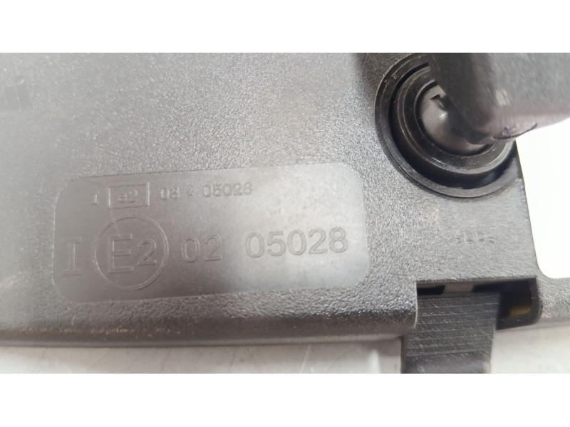 Recambio de retrovisor interior para peugeot 108 1.0 vti referencia OEM IAM 05028  