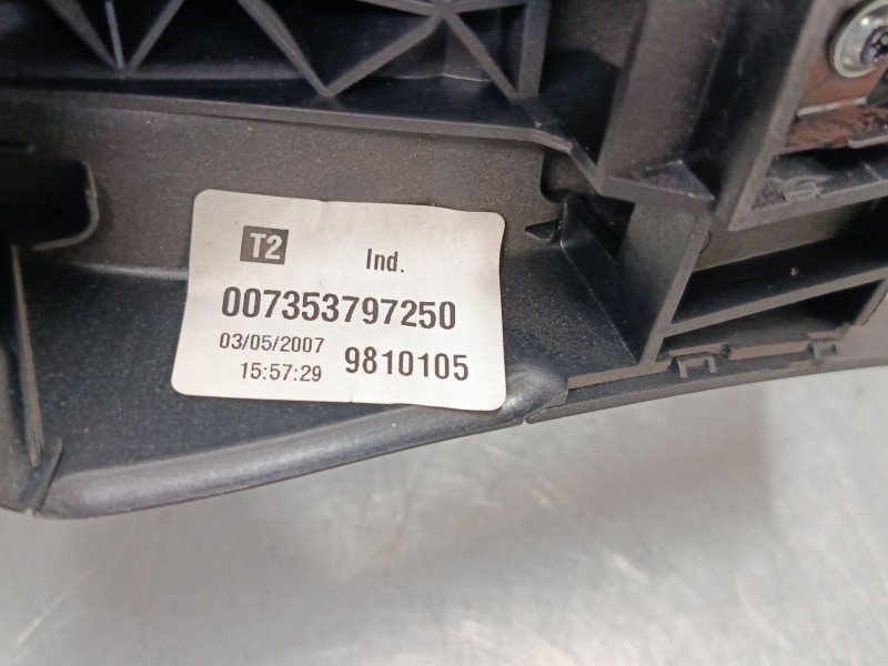 Recambio de retrovisor interior para lancia ypsilon (843_) 1.3 d multijet (843.axh1a, 843.axe1a) referencia OEM IAM 07353685350 