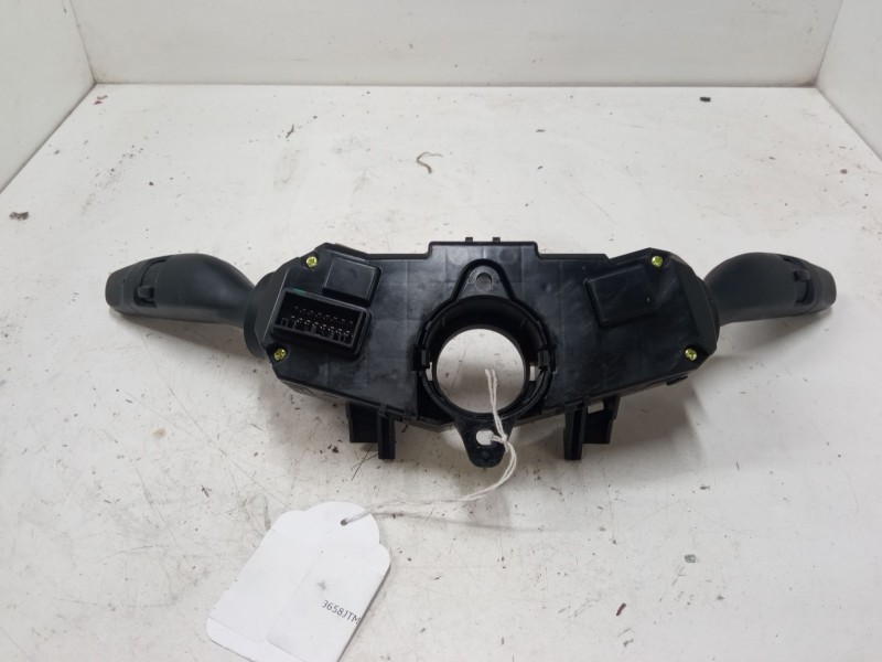 Recambio de mando luces para hyundai tucson (tl, tle) 1.7 crdi referencia OEM IAM   