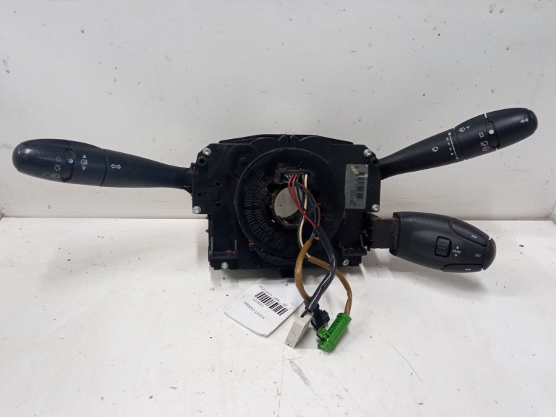 Recambio de mando luces para peugeot 207/207+ (wa_, wc_) 1.6 hdi referencia OEM IAM 96630732XT  