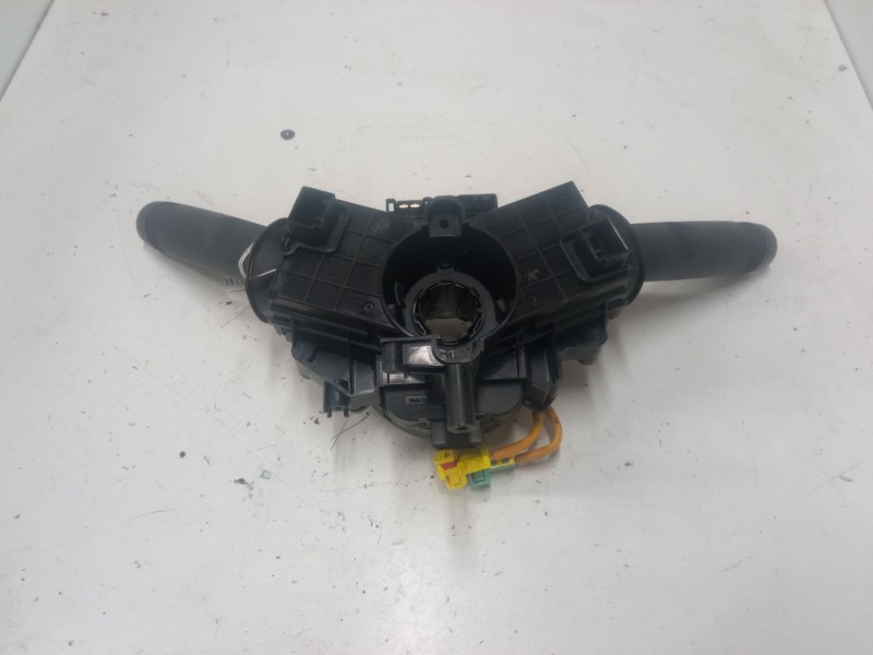 Recambio de mando luces para opel insignia a sedán (g09) 2.0 cdti (69) referencia OEM IAM 25947775  