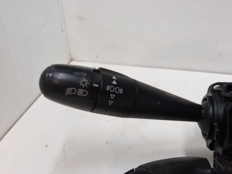 Recambio de mando luces para peugeot 5008 (0u_, 0e_) 1.6 hdi referencia OEM IAM 96663613XT  