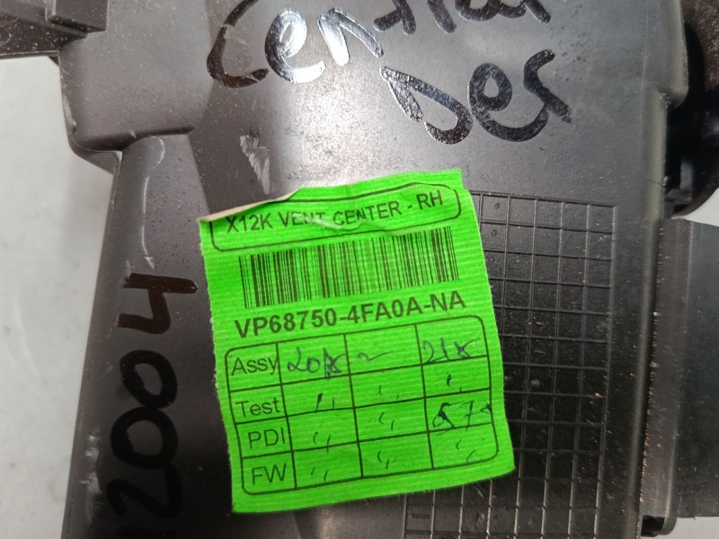 Recambio de aireador central derecho para nissan nv200 furgoneta e-nv (me0n) referencia OEM IAM VP68750-4FA0A  