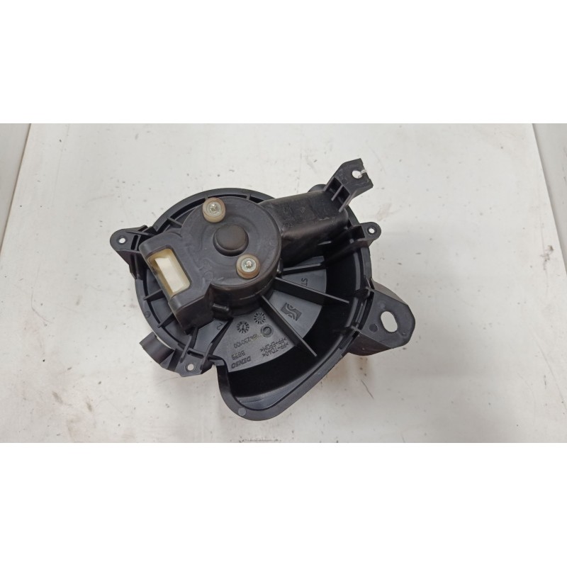 Recambio de motor calefaccion para opel corsa e (x15) 1.4 (08, 68) referencia OEM IAM 164230100  