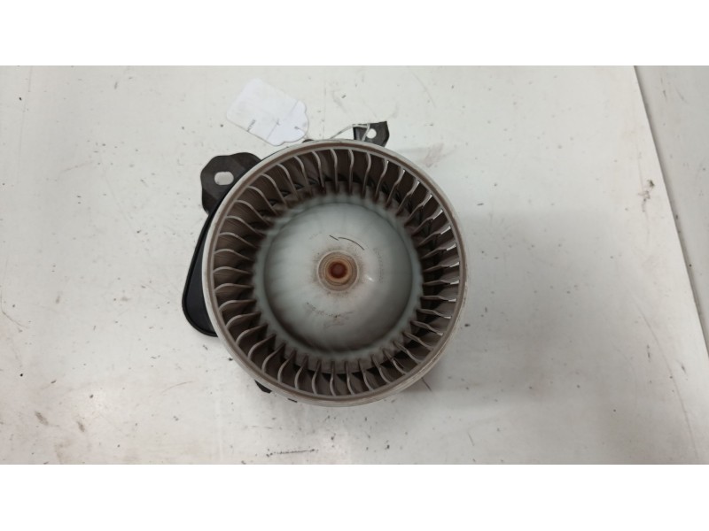 Recambio de motor calefaccion para opel corsa e (x15) 1.4 (08, 68) referencia OEM IAM 164230100  