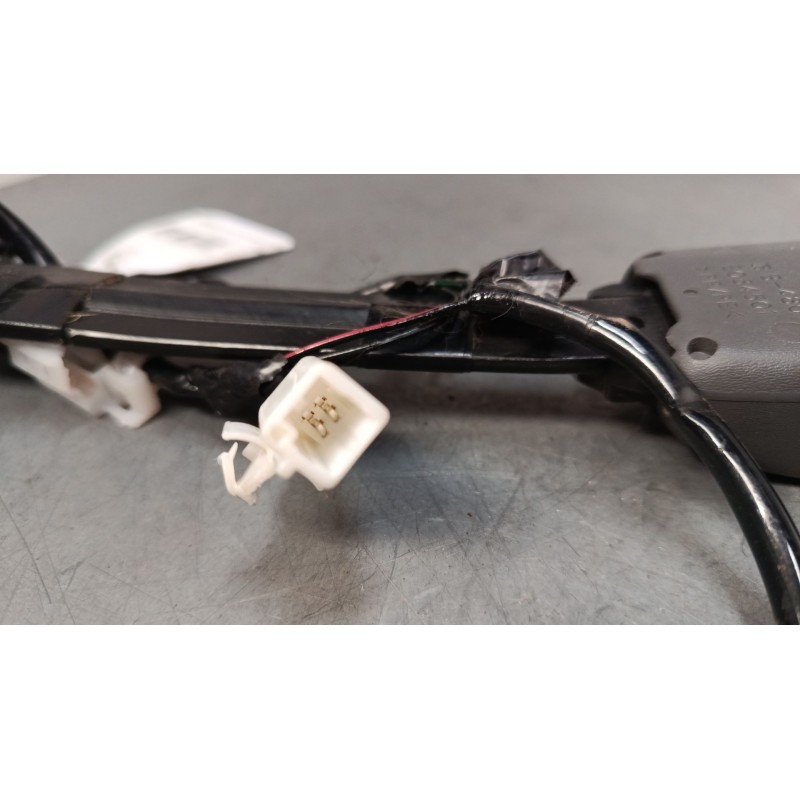 Recambio de anclaje cinturon delantero derecho para toyota prius liftback (_w2_) 1.5 hybrid (nhw20_) referencia OEM IAM   
