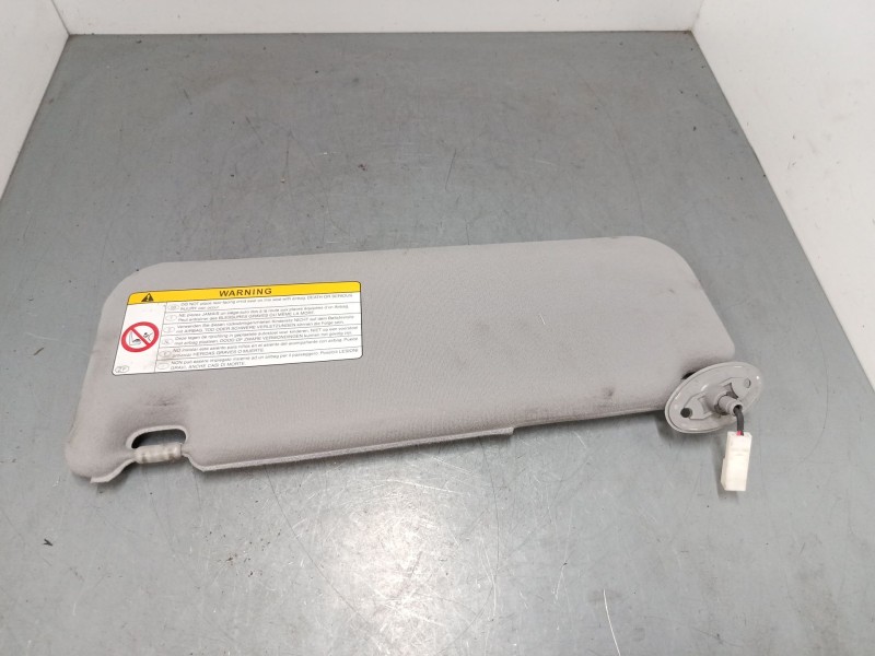 Recambio de parasol derecho para toyota prius liftback (_w2_) 1.5 hybrid (nhw20_) referencia OEM IAM 7431047133B4  