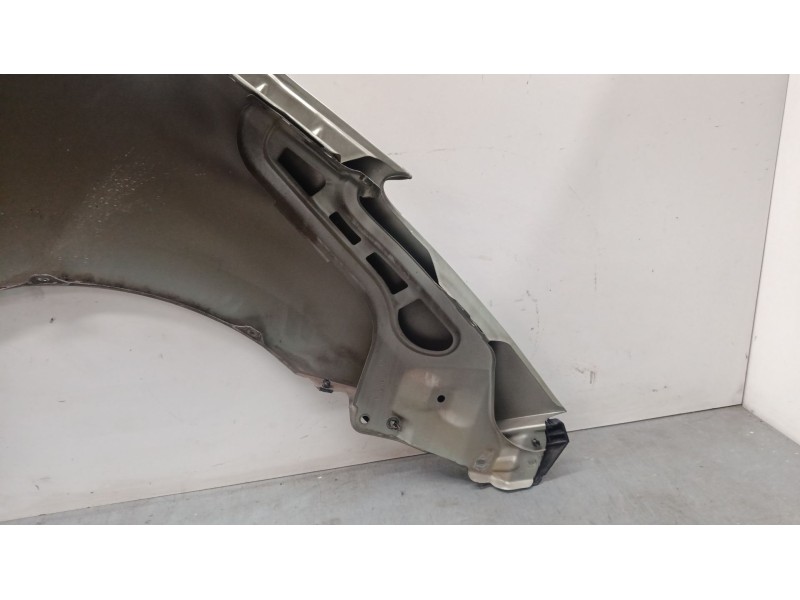 Recambio de aleta delantera izquierda para toyota prius liftback (_w2_) 1.5 hybrid (nhw20_) referencia OEM IAM 5380247010  