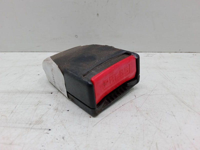 Recambio de anclaje cinturon trasero izquierdo para citroën xsara picasso (n68) 2.0 hdi referencia OEM IAM   