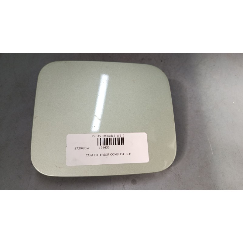 Recambio de tapa exterior combustible para toyota prius liftback (_w2_) 1.5 hybrid (nhw20_) referencia OEM IAM 7735047020  