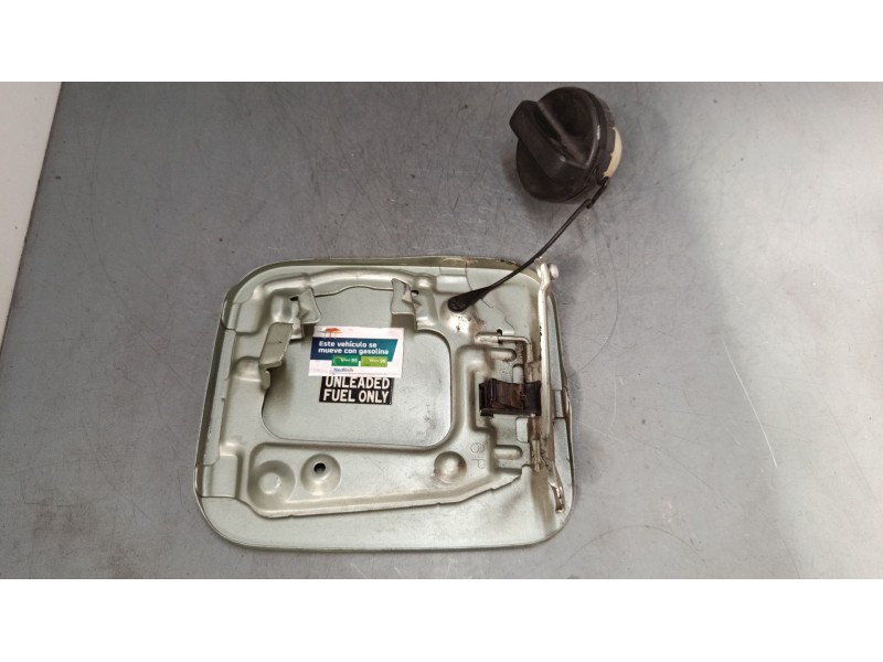 Recambio de tapa exterior combustible para toyota prius liftback (_w2_) 1.5 hybrid (nhw20_) referencia OEM IAM 7735047020  