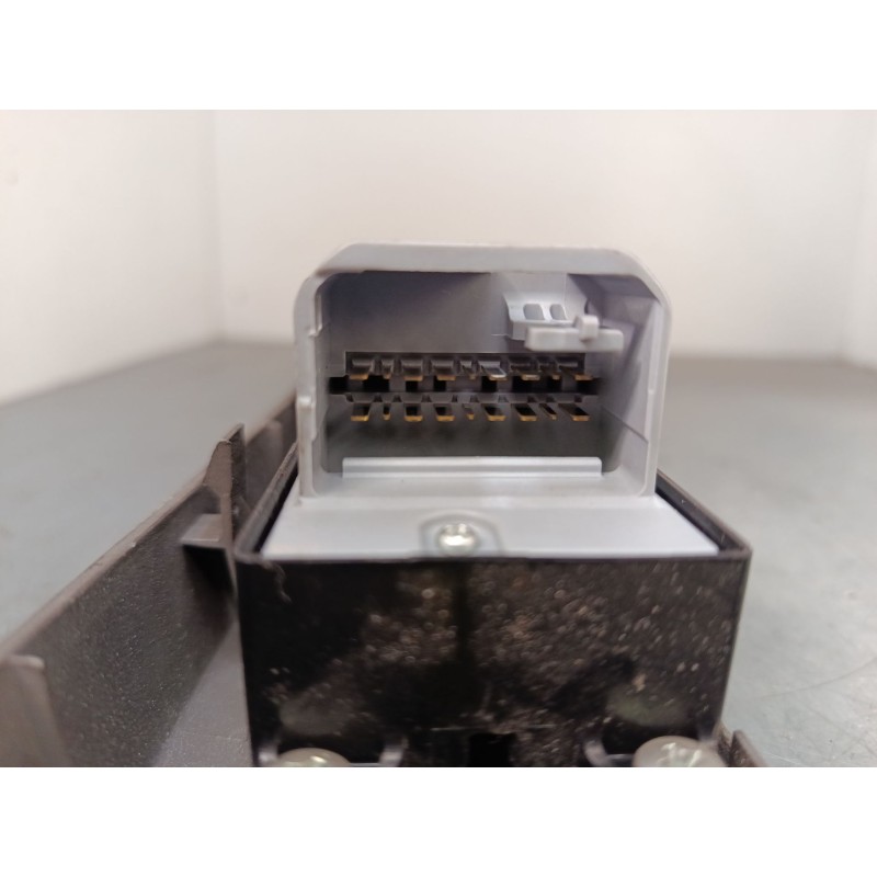Recambio de mando elevalunas delantero izquierdo para toyota prius liftback (_w2_) 1.5 hybrid (nhw20_) referencia OEM IAM 848204