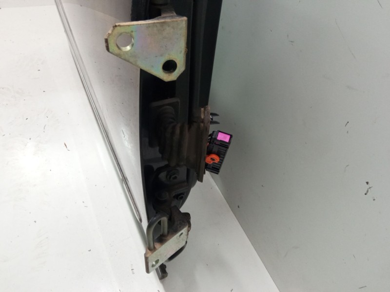 Recambio de puerta delantera derecha para volkswagen passat b6 (3c2) 2.0 tdi 16v referencia OEM IAM   